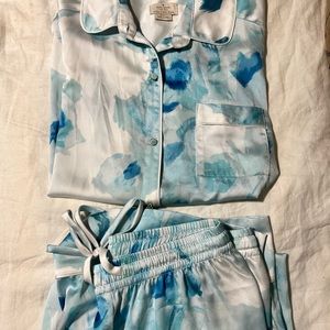 Kate Spade Pajamas Capri Set ☁️ size Medium 💙Dream A Little Dream 💙